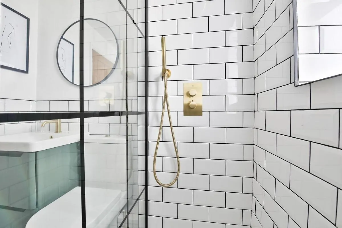 2 Bedroom Stunning Apartment - Sleeps 6 - Central Location Cardiff Großbritannien